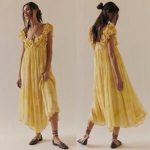 Free People Mango Mambo Maxi Dress Women’s Size M Butter Yellow 3D Floral Dress